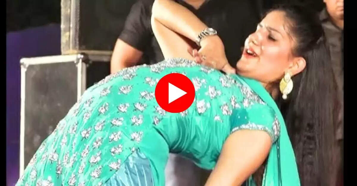 Sapna Chaudhary Dance : घूंघट कर सपना ने लगाए देसी ठुमके