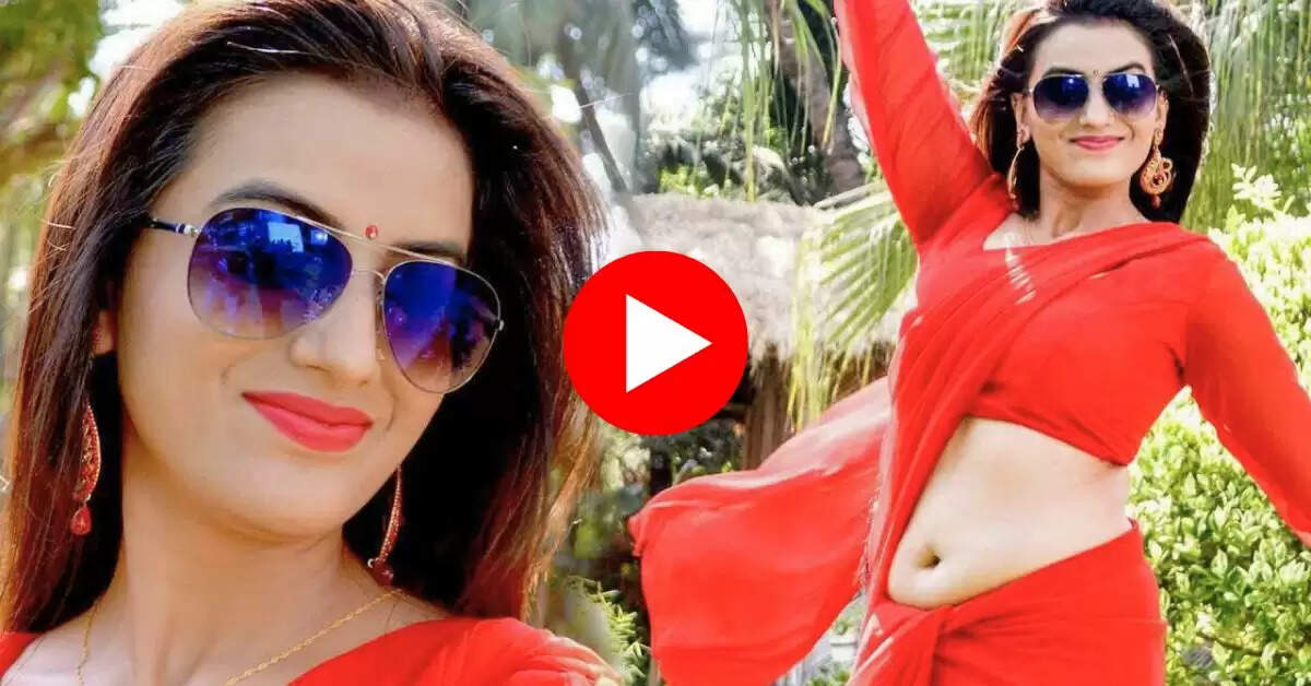 Akshara singh dance : अक्षरा सिंह ने फिगर फ्लैट कर मारे जोर के ठुमके, हिल गए फैंस के तार