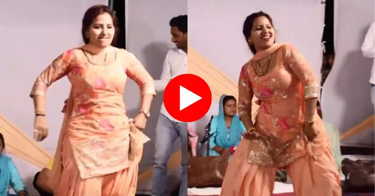 Rachna Tiwari Stage Dance : रचना तिवारी ने देसी लुक में लगाए जोरदार ठुमके, डांस देख उतावली हुई भीड़
