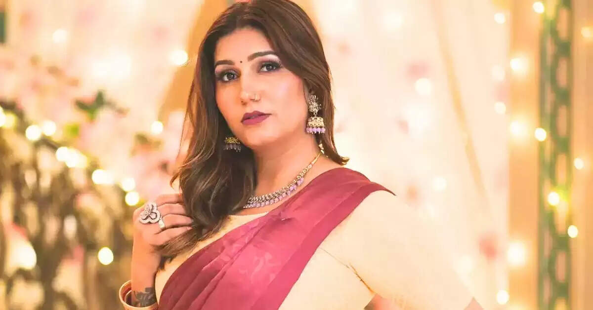Sapna Chaudhary : स्टेज परफॉर्मर बनने पर सपना चौधरी का छलका दर्द
